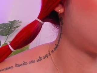 Scarleett-Jones