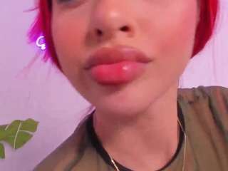 Scarleett-Jones