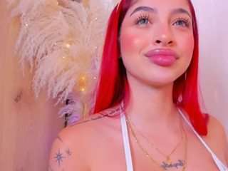 Scarleett-Jones