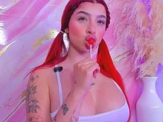 scarleett-jones Live Webcam on CamSoda