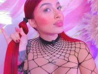 Scarleett-Jones