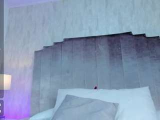 valeryystonee Live Webcam on CamSoda