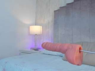 valeryystonee Live Webcam on CamSoda