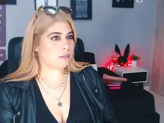 veronika-metalstar's Live Sex Cam Show