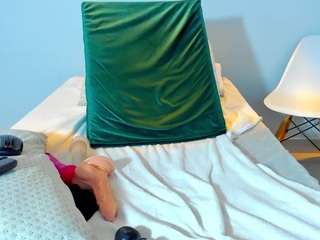 ximehot69 from CamSoda is Freechat