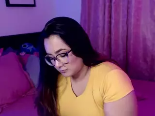 AmayiRamirez's Live Sex Cam Show