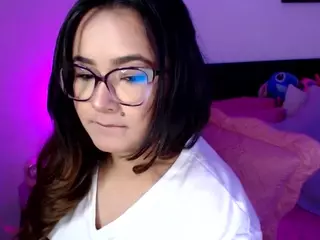 AmayiRamirez's Live Sex Cam Show