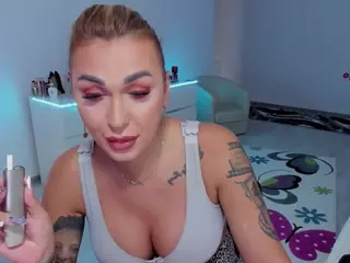 GoldDivine's Live Sex Cam Show