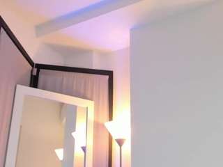 emmacollemann Live Webcam on CamSoda