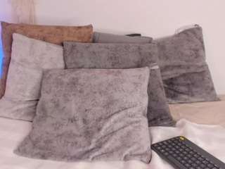 emmacollemann Live Webcam on CamSoda