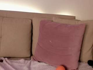EmmaCollemann live cam — anal, fingering, toys