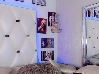 ivvana-queen from CamSoda is Freechat