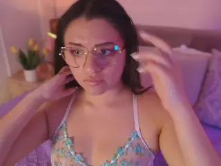 KellyBigpussylips's Live Sex Cam Show