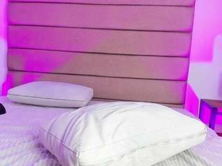 sally-rosses Live Webcam on CamSoda