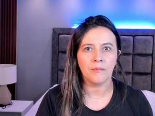  susannross chat room