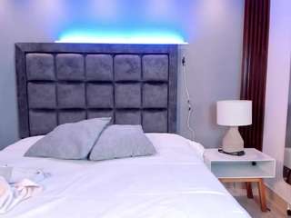 Live cam show with SusannRoss