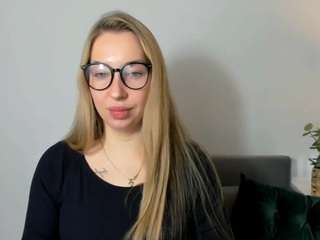 ariagntle's CamSoda show and profile