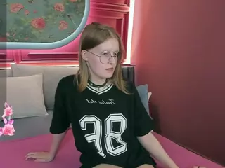 effiepush's Live Sex Cam Show