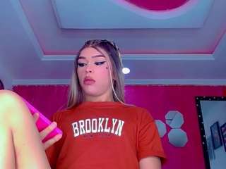 shanellgirl Live Webcam on CamSoda