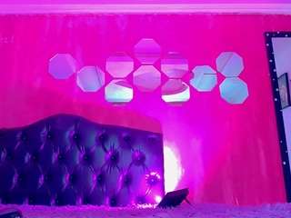 shanellgirl Live Webcam on CamSoda