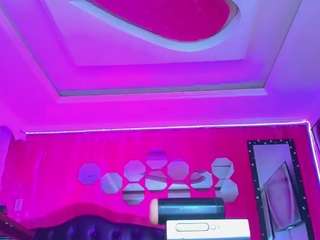 shanellgirl live webcam show