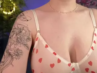 Kira-Allan's Live Sex Cam Show