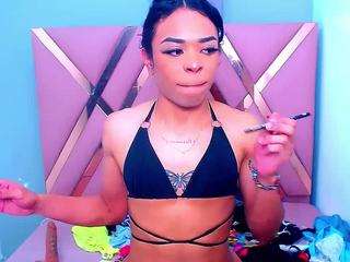 michell-very-horny