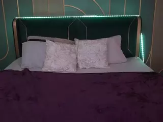 QuennDii's Live Sex Cam Show