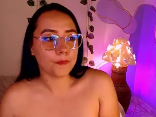 ValeriLuna's Live Sex Cam Show