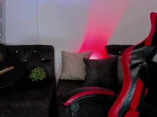  zoee-jackson chat room