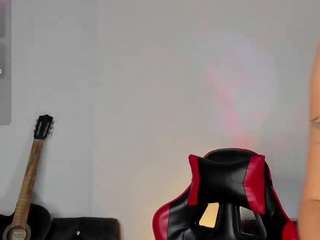  zoee-jackson chat room