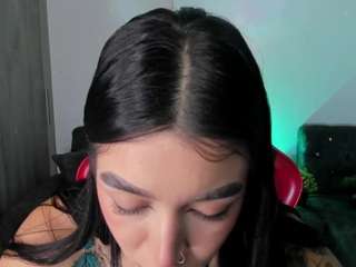 zoee-jackson live cam profile