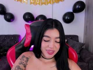 zoee-jackson Live Webcam on CamSoda