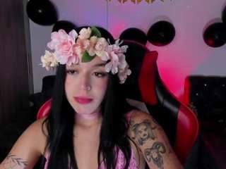 zoee-jackson's CamSoda show and profile