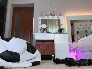 allesya23's Live Sex Cam Show
