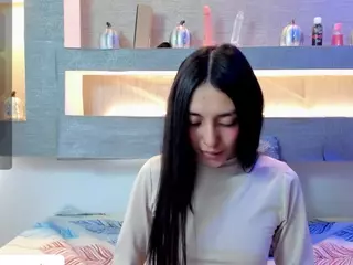 emmymjs's Live Sex Cam Show