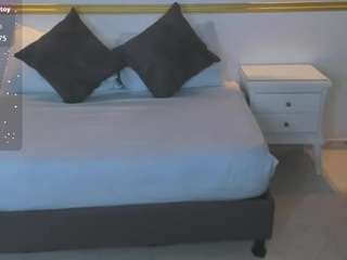  nathaly-22 chat room