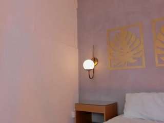 nathaly-22 live webcam show
