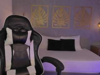 nathaly-22 live webcam show