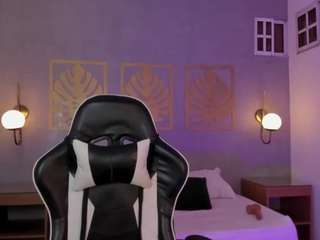 nathaly-22's live room