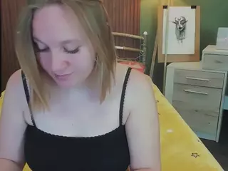 Pollieee's Live Sex Cam Show