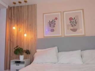 aliarodriguez's CamSoda show and profile