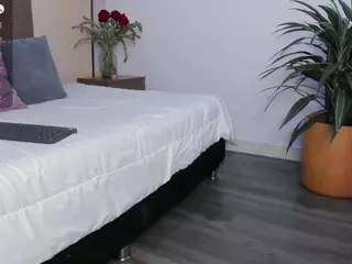 Alia Rodriguez's Live Sex Cam Show