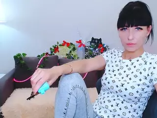 Marienna-Blue's Live Sex Cam Show