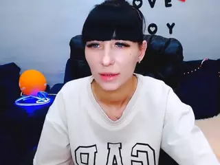 Marienna-Blue's Live Sex Cam Show