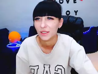 Marienna-Blue's Live Sex Cam Show
