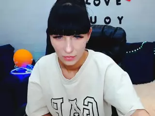 Marienna-Blue's Live Sex Cam Show