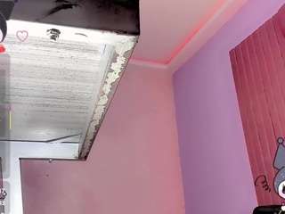 cute-enderlyn21 Red hair live webcam