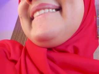 hijabimilf's CamSoda show and profile