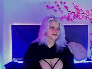 joannlowe live cam profile